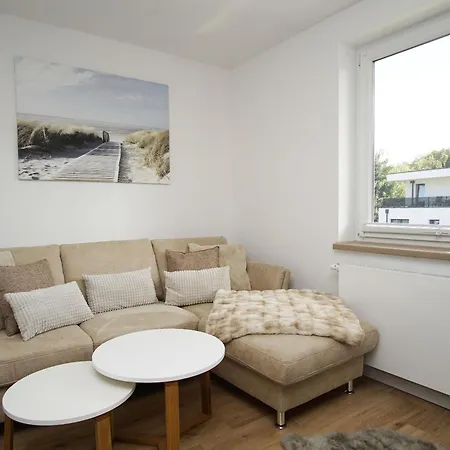 Schoene 2-raum-wohnung Mit Balkon, Gratis Nutzung Vom Ahoi Erlebnisbad Und Sauna In - Jolie 09 Apartment Sellin (Rugen)