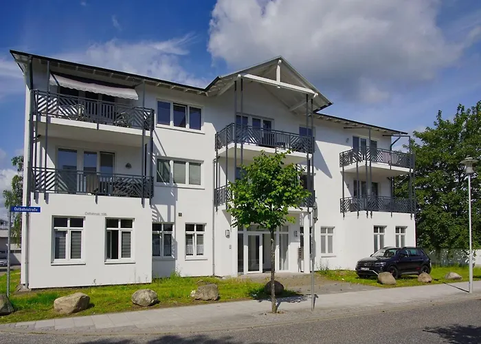 Schoene 2-raum-wohnung Mit Balkon, Gratis Nutzung Vom Ahoi Erlebnisbad Und Sauna In - Jolie 09 Appartement