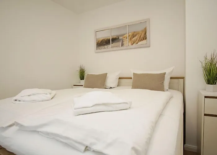 Appartement Schoene 2-raum-wohnung Mit Balkon, Gratis Nutzung Vom Ahoi Erlebnisbad Und Sauna In - Jolie 09