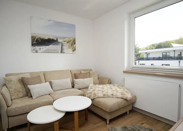 Schoene 2-raum-wohnung Mit Balkon, Gratis Nutzung Vom Ahoi Erlebnisbad Und Sauna In - Jolie 09 Appartement Sellin (Rugen)